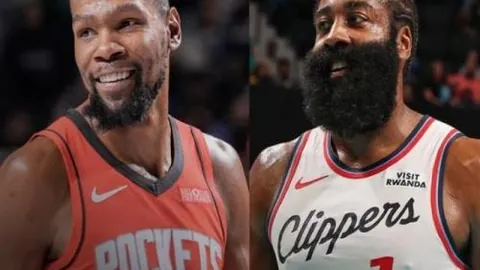 安踏铁粉参观超级工厂区，激动心情溢于言表